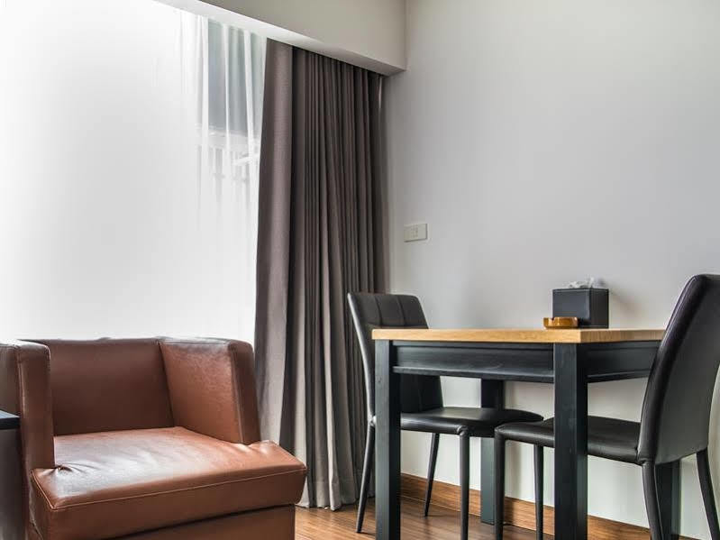 Winner Sriracha Serviced Apartment راشا سي المظهر الخارجي الصورة