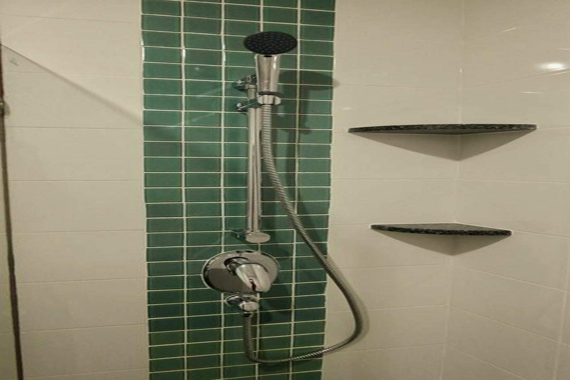 Winner Sriracha Serviced Apartment راشا سي المظهر الخارجي الصورة