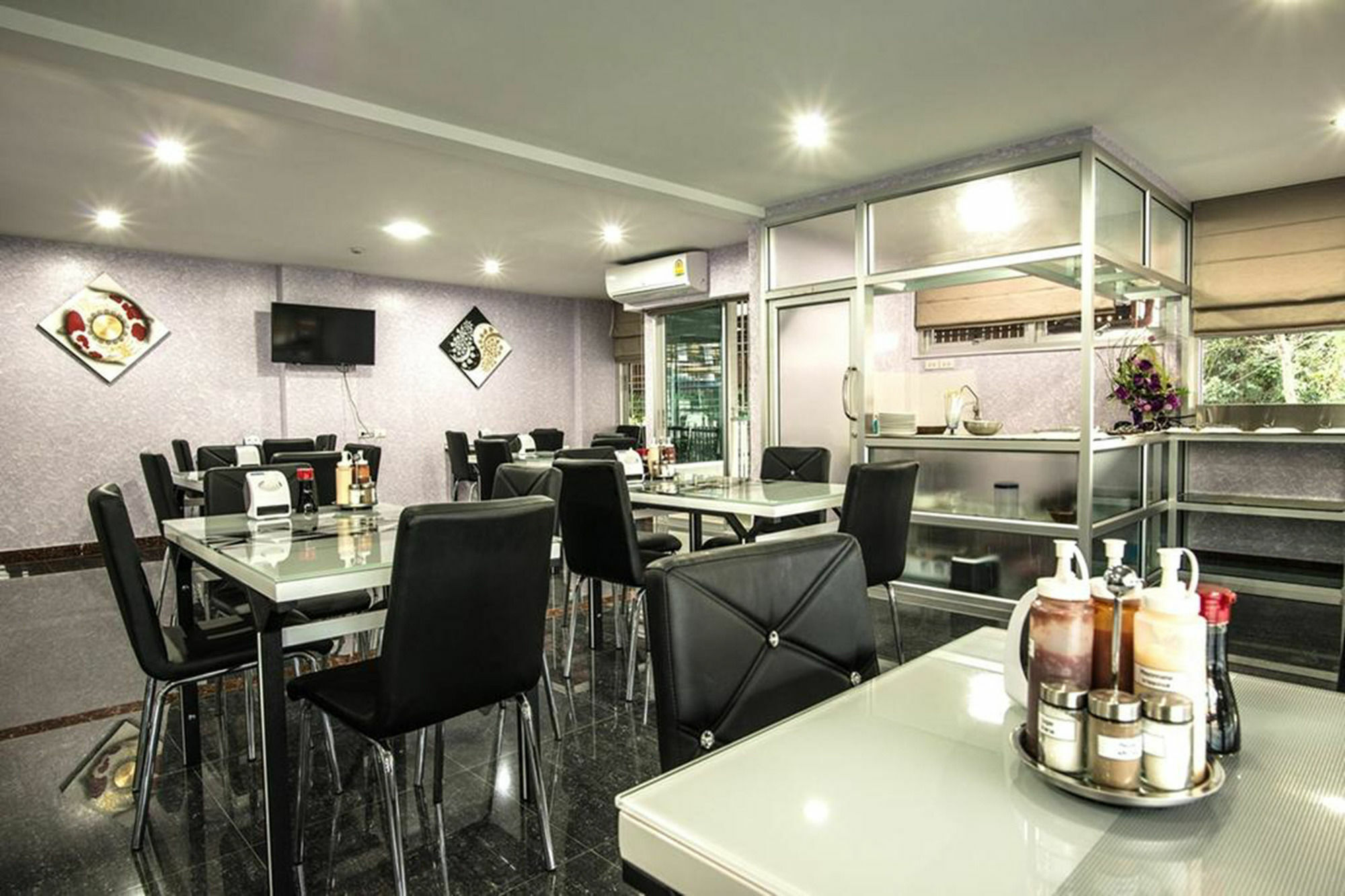 Winner Sriracha Serviced Apartment راشا سي المظهر الخارجي الصورة