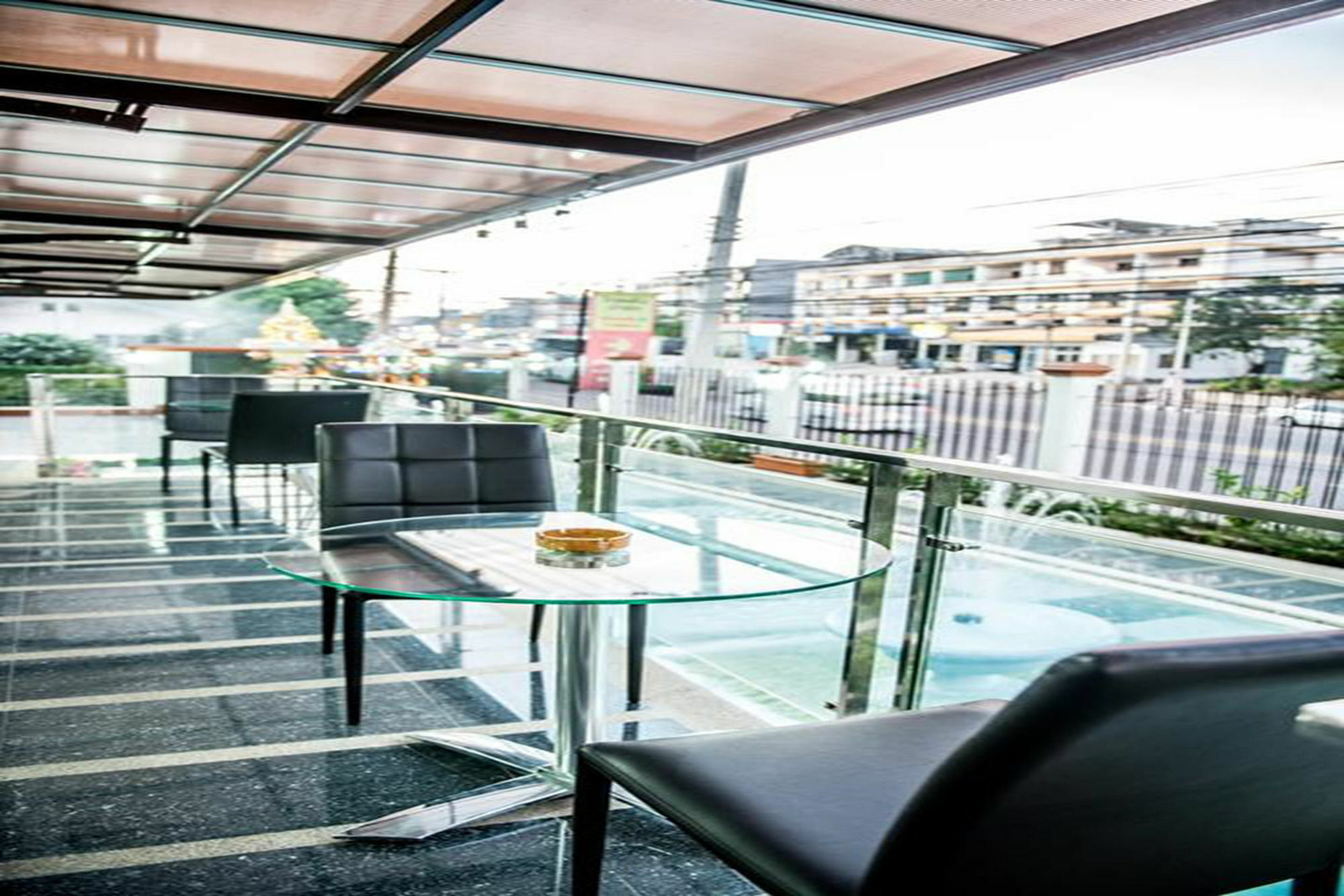 Winner Sriracha Serviced Apartment راشا سي المظهر الخارجي الصورة