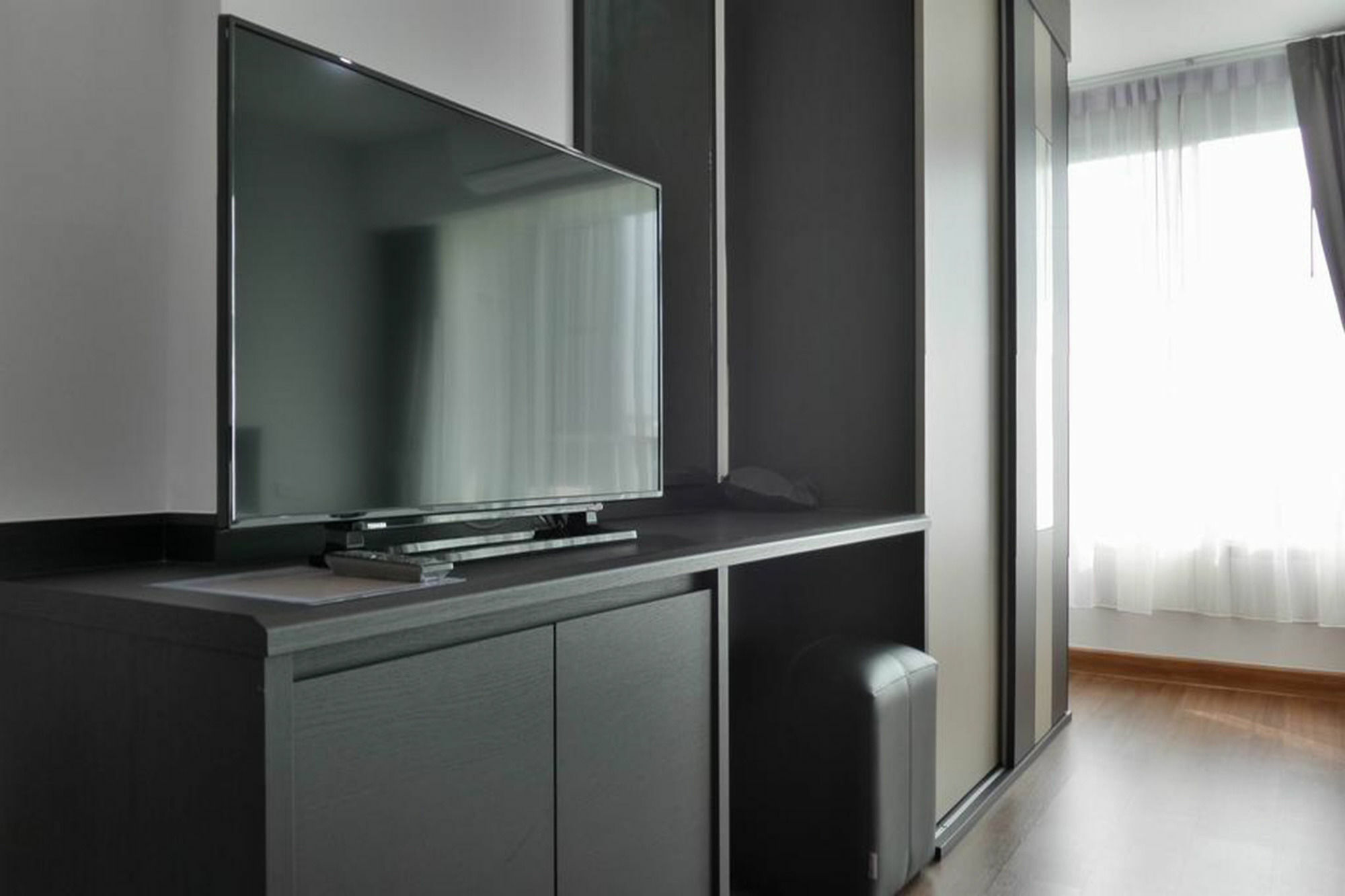 Winner Sriracha Serviced Apartment راشا سي المظهر الخارجي الصورة