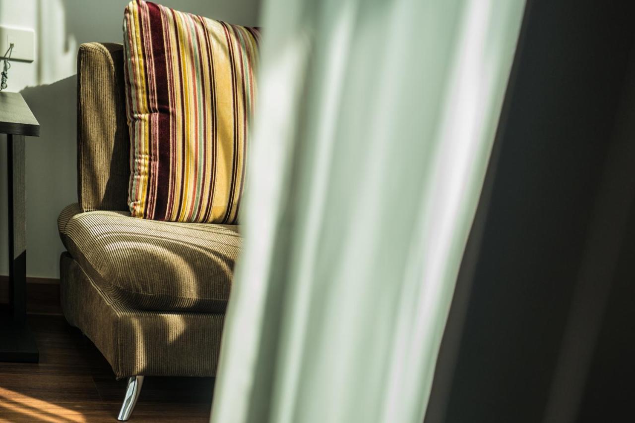 Winner Sriracha Serviced Apartment راشا سي المظهر الخارجي الصورة