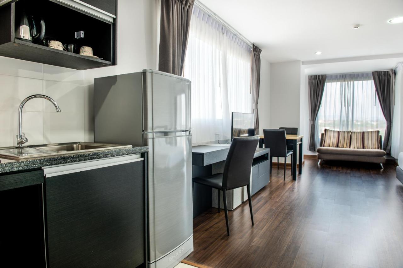 Winner Sriracha Serviced Apartment راشا سي المظهر الخارجي الصورة