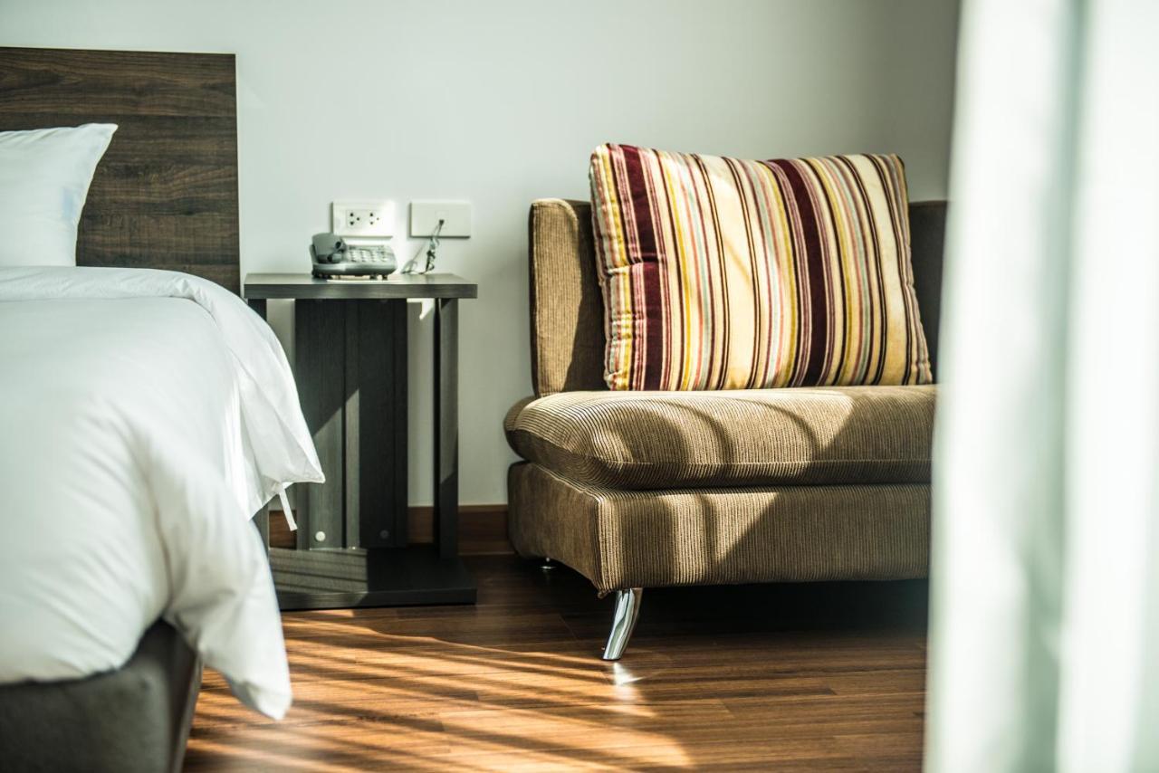 Winner Sriracha Serviced Apartment راشا سي المظهر الخارجي الصورة