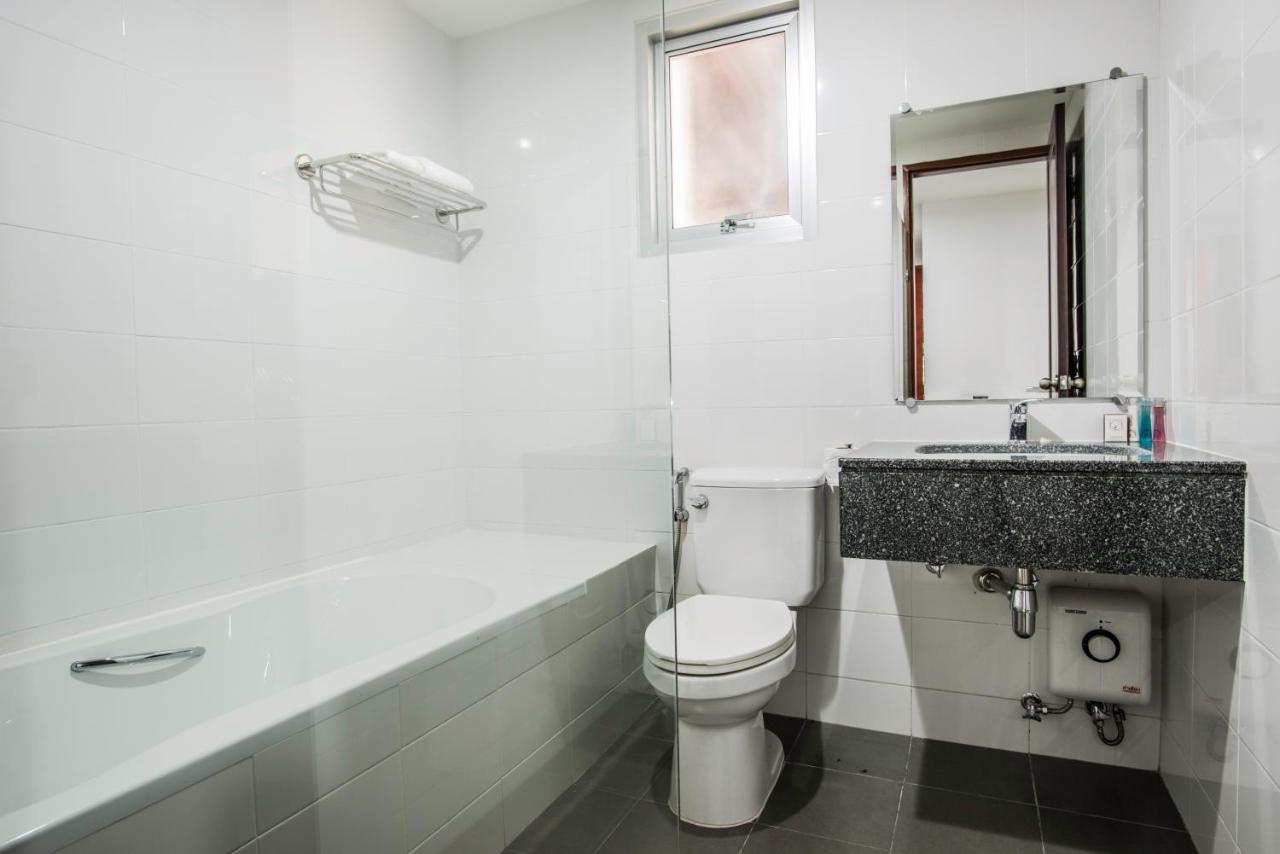 Winner Sriracha Serviced Apartment راشا سي المظهر الخارجي الصورة